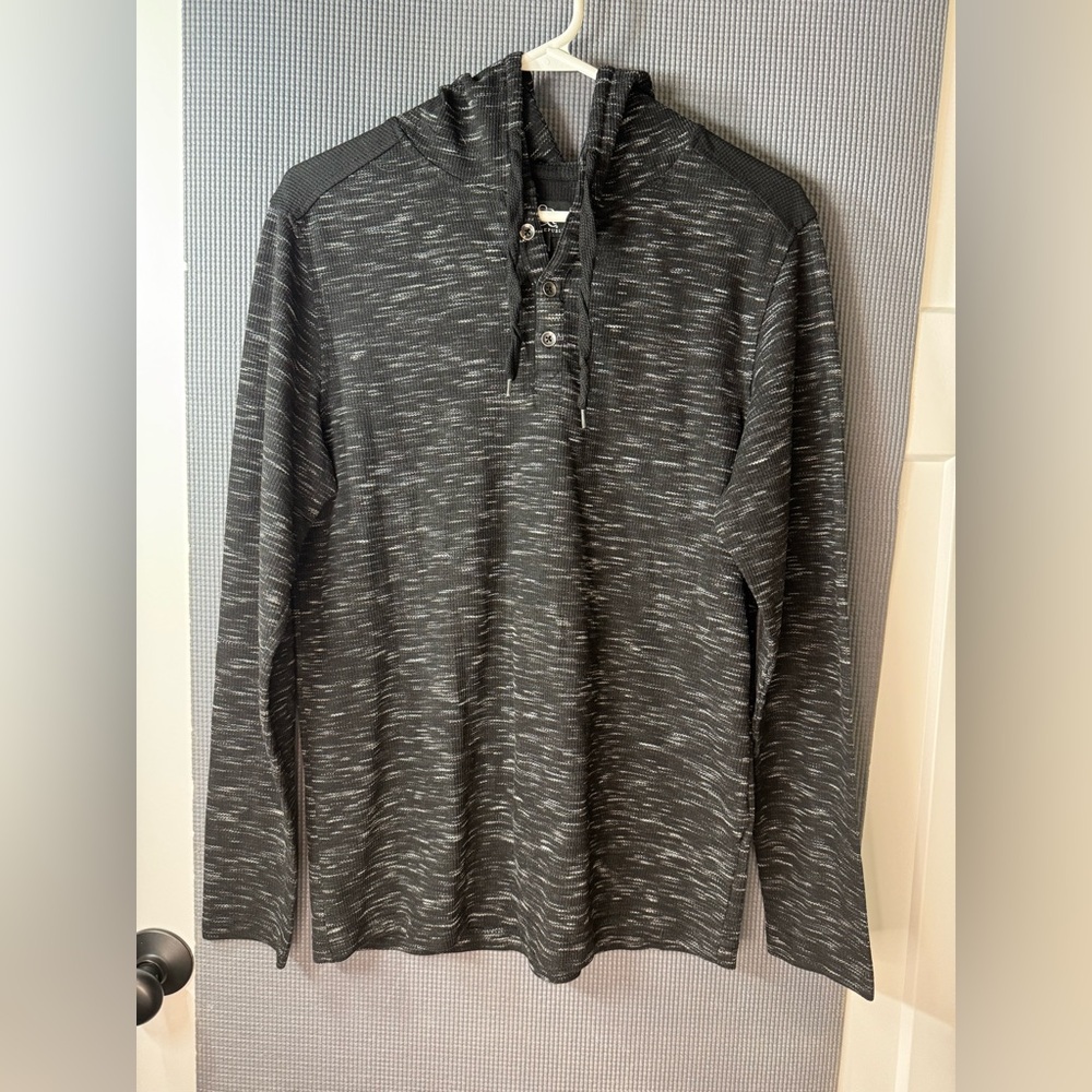 Rock & Republic Black Men’s Ribbed Henley Style Hoodie Textured Shirt Size Med.